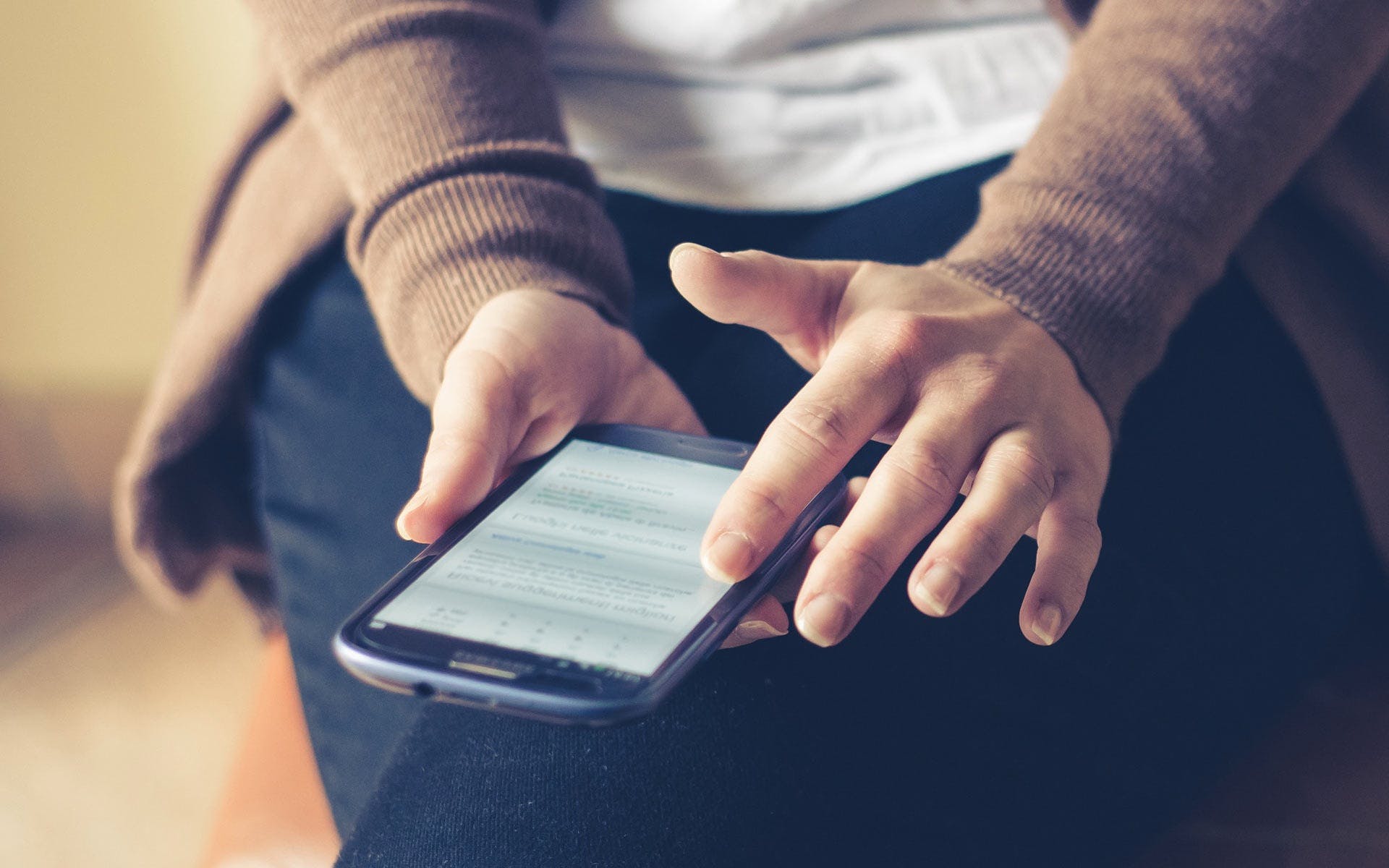 Navegando por el Océano Digital: Consejos para una Navegación Segura en Internet
